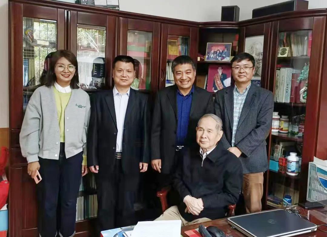 1634973893585344.jpg 1634973893585344.jpg